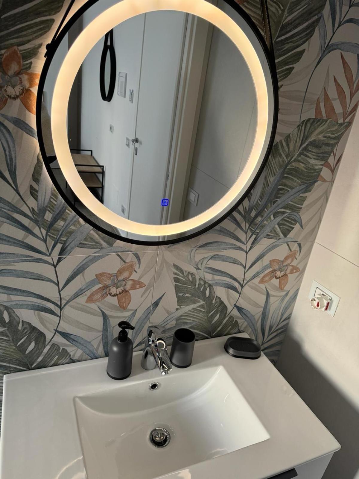 Bed and Breakfast Casa Al Mare Luxury Bari Exterior foto