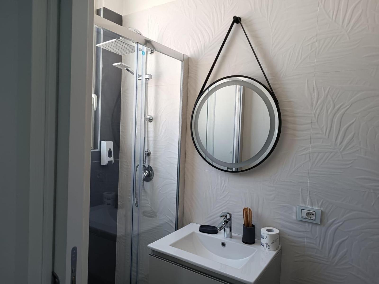 Bed and Breakfast Casa Al Mare Luxury Bari Exterior foto