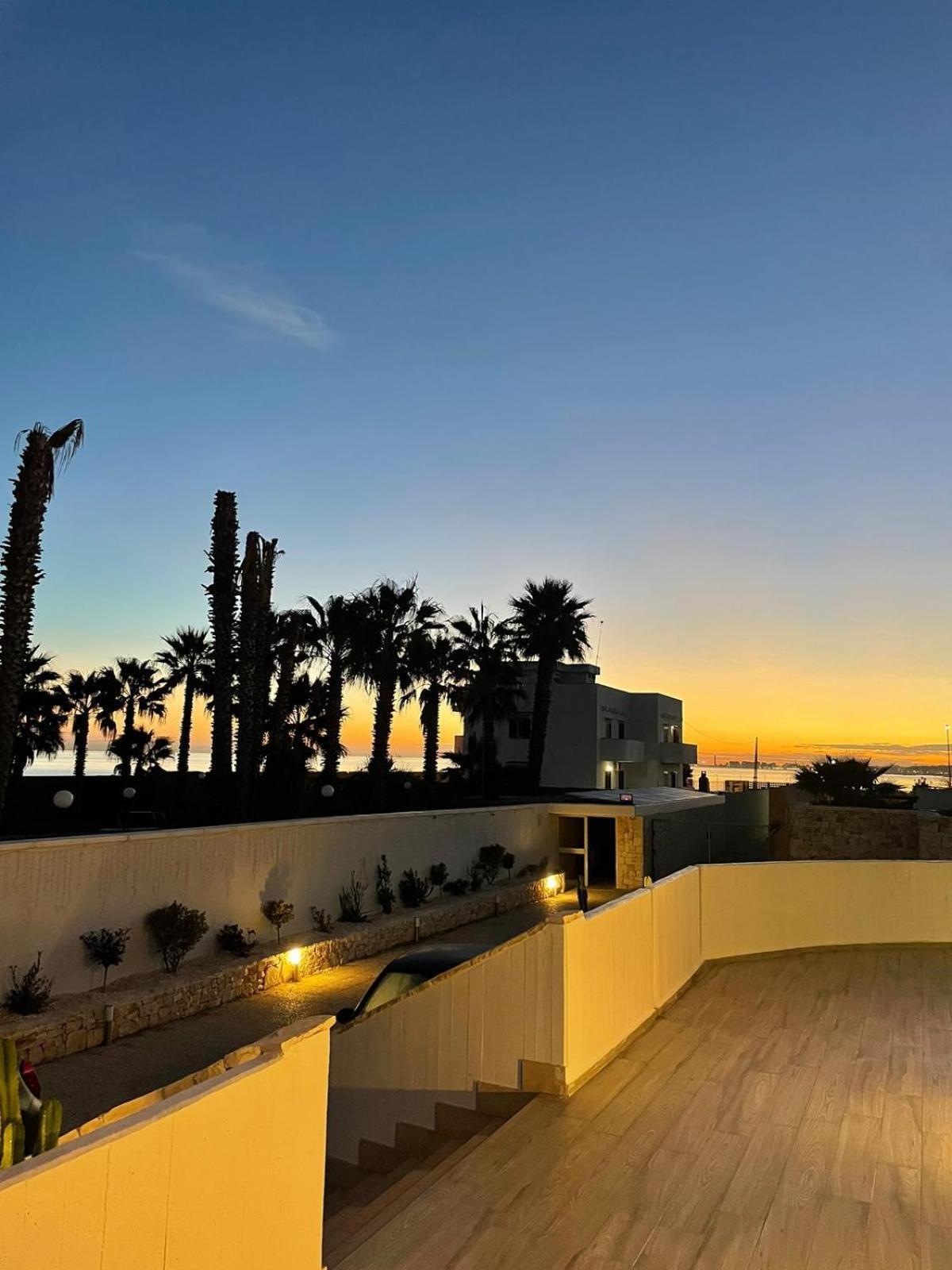 Bed and Breakfast Casa Al Mare Luxury Bari Exterior foto